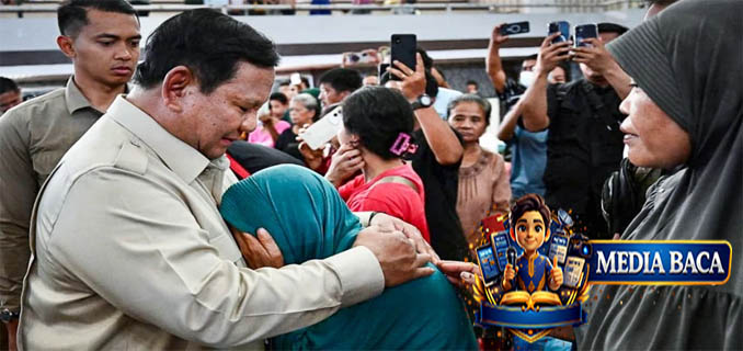 Prabowo Tinjau Posko Kesehatan Korban Banjir dan Longsor di Tapsel